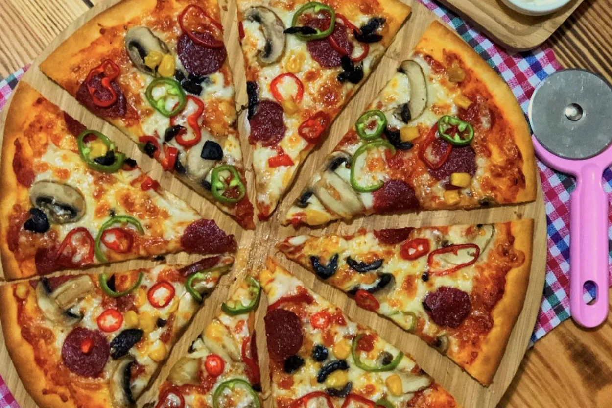 Pizza & Hamburger